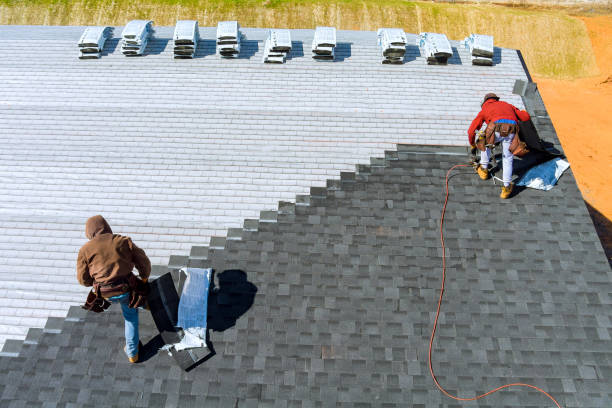 Best Roof Gutter Cleaning  in Connersville, IN